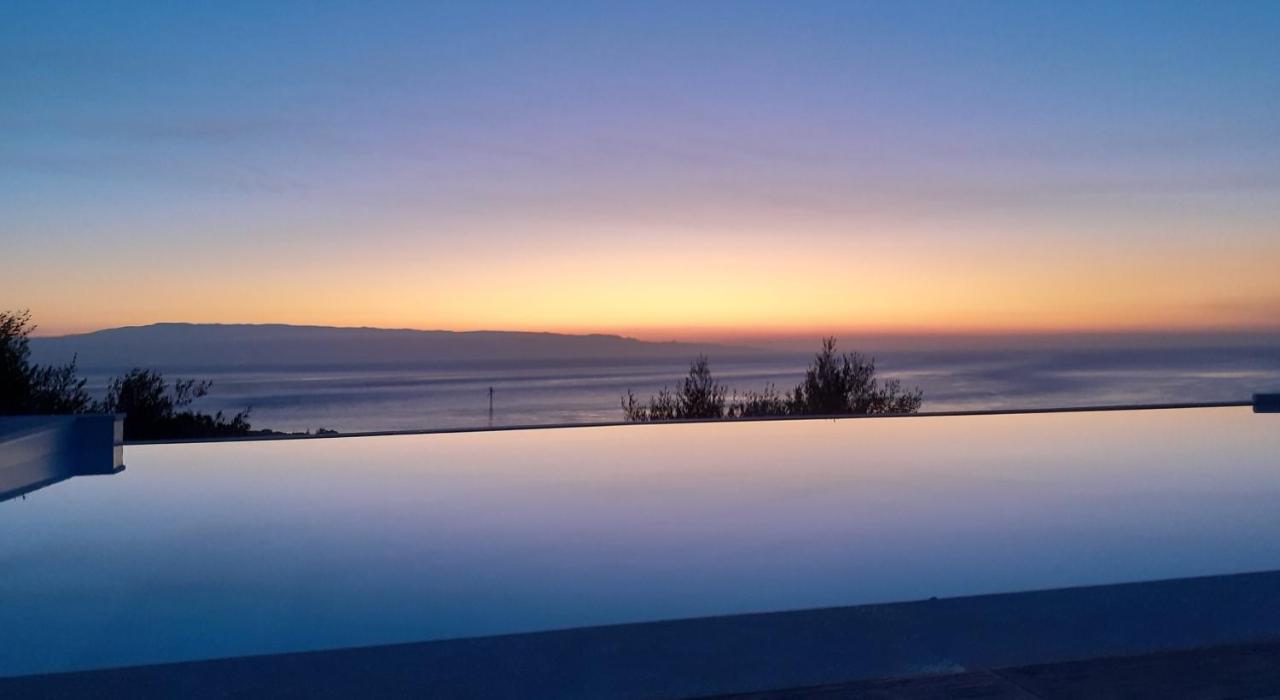 Villa Infinity ∞ Santa Teresa Di Riva Dış mekan fotoğraf