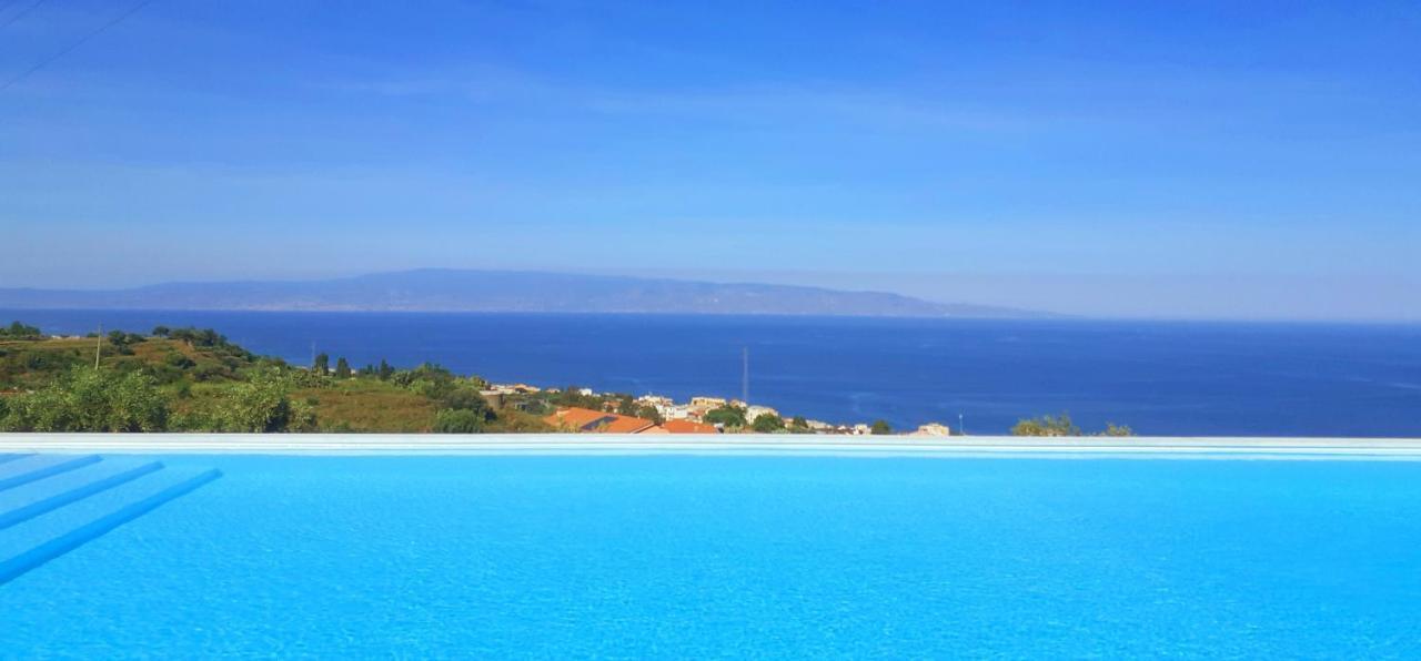 Villa Infinity ∞ Santa Teresa Di Riva Dış mekan fotoğraf