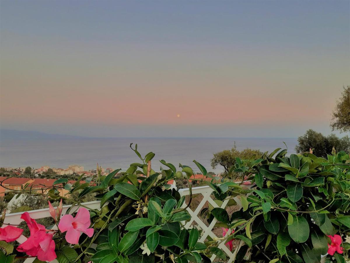 Villa Infinity ∞ Santa Teresa Di Riva Dış mekan fotoğraf